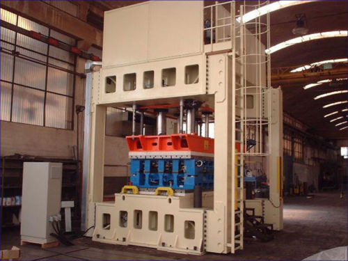 Hydraulic Press - Assembling 